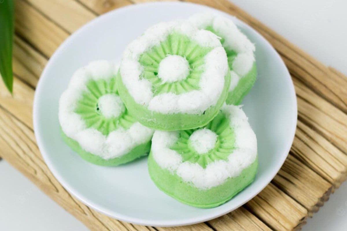 Putu Ayu Aneka Jajanan Mutiara